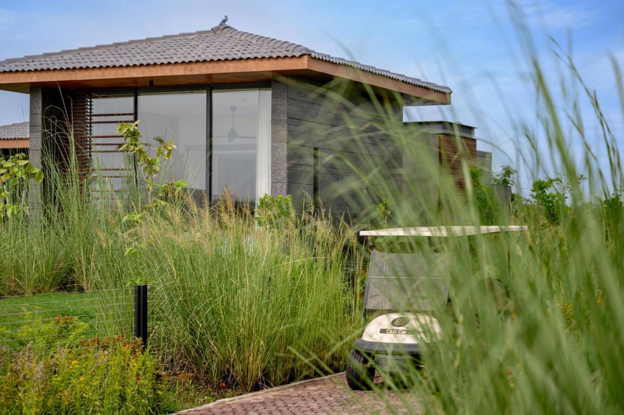 Hotel Mysa Zinc Journey By The Fern, Nani Devati Sānand Exterior foto